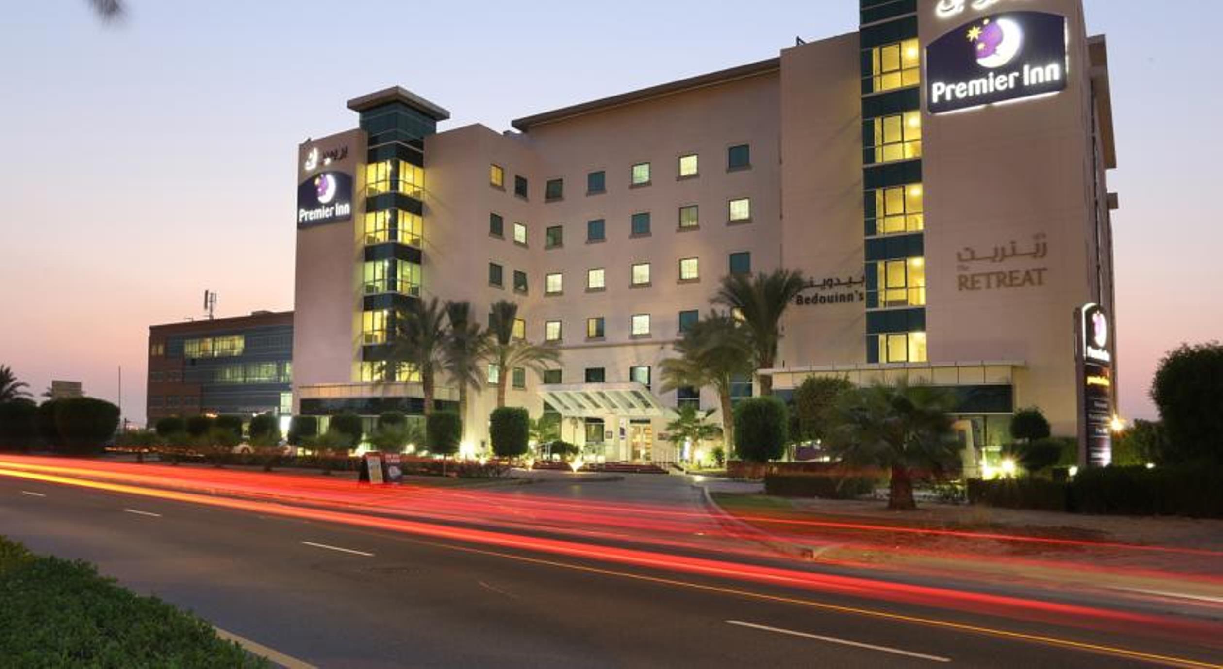 Premier Inn Dubai Investments Park Ngoại thất bức ảnh